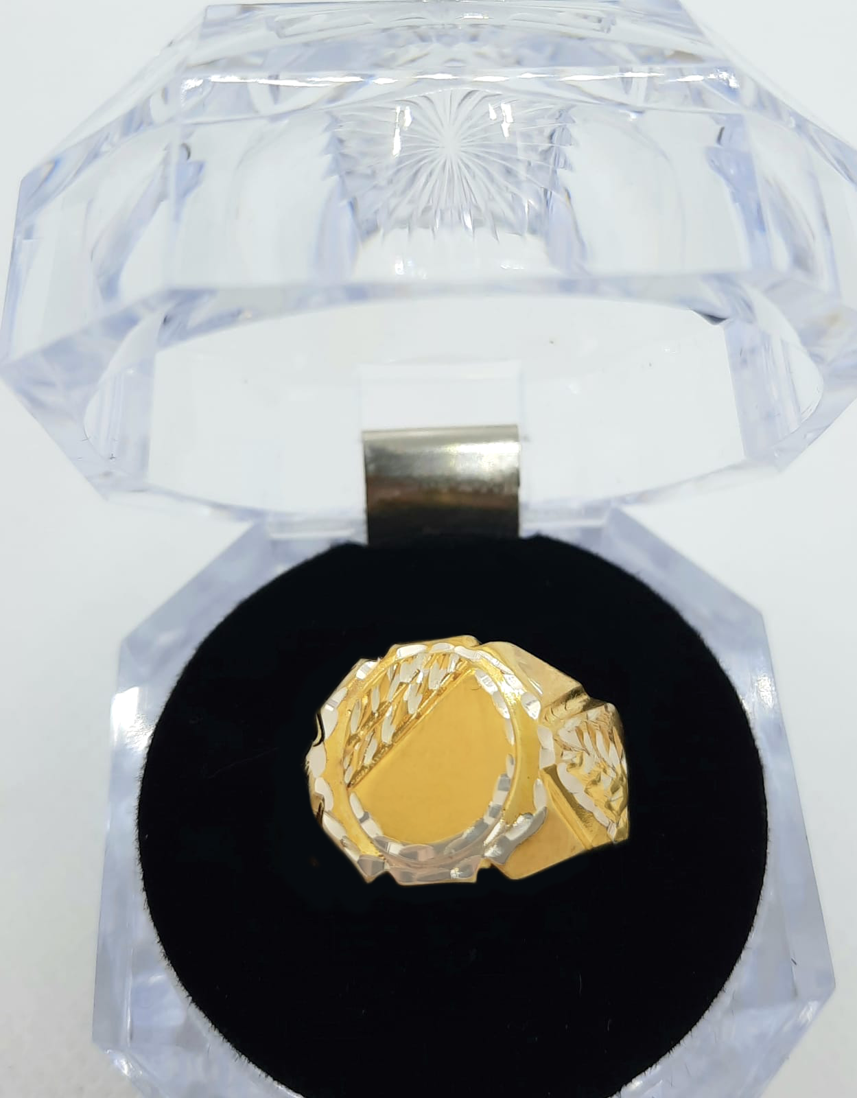 Gold Gent Ring